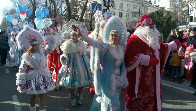 Парад Дедов Морозов в Туапсе