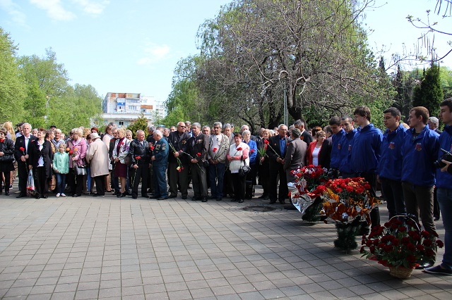В Туапсе прошел митинг в память о трагедии в Чернобыле
