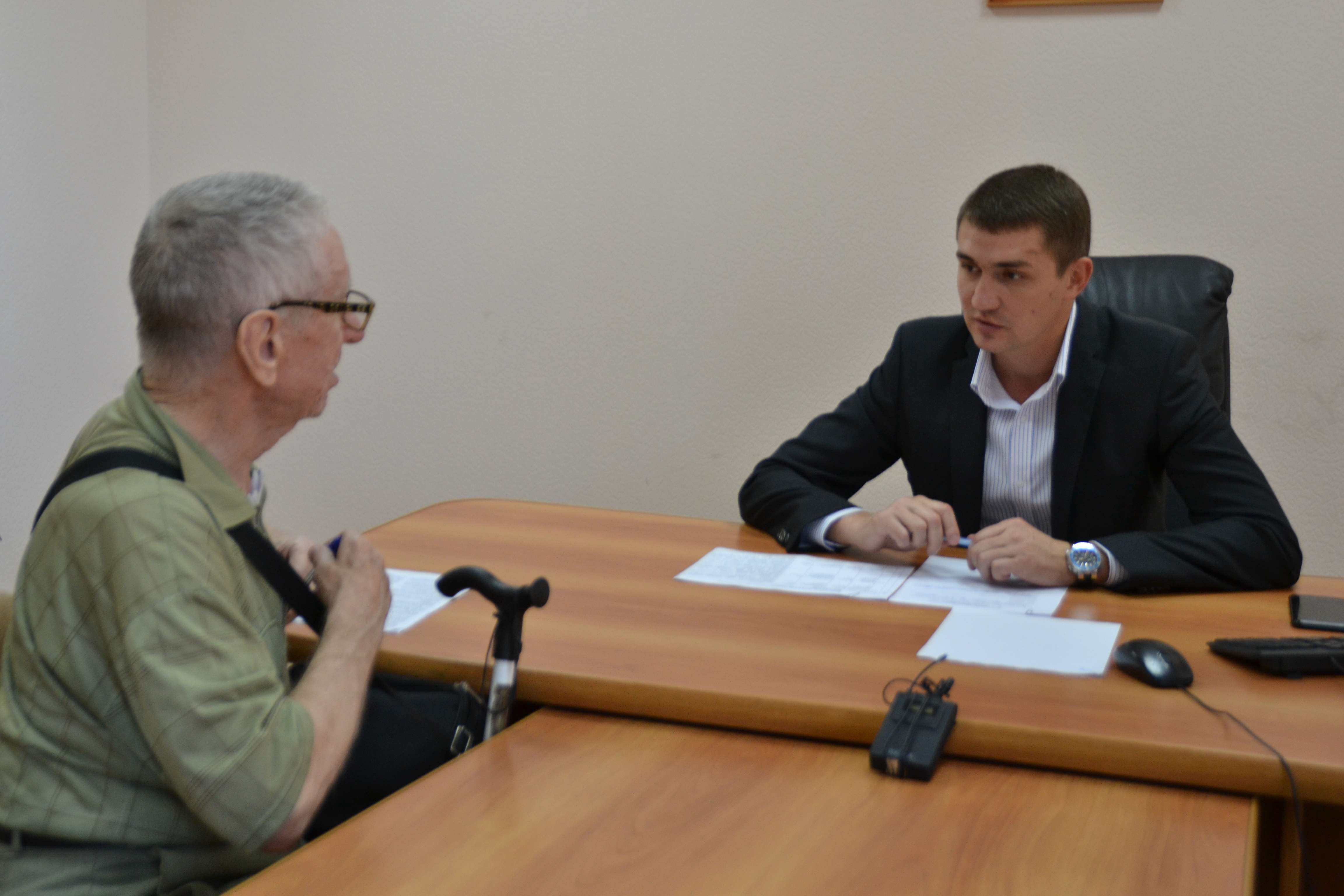 Председатель Совета Туапсе Владимир Стародубцев провел личный прием граждан