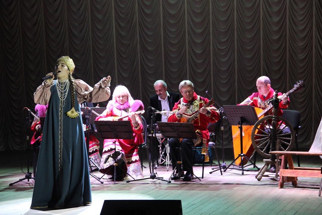 Анна Тимофеева в день рождения подарила туапсинцам сольный концерт 