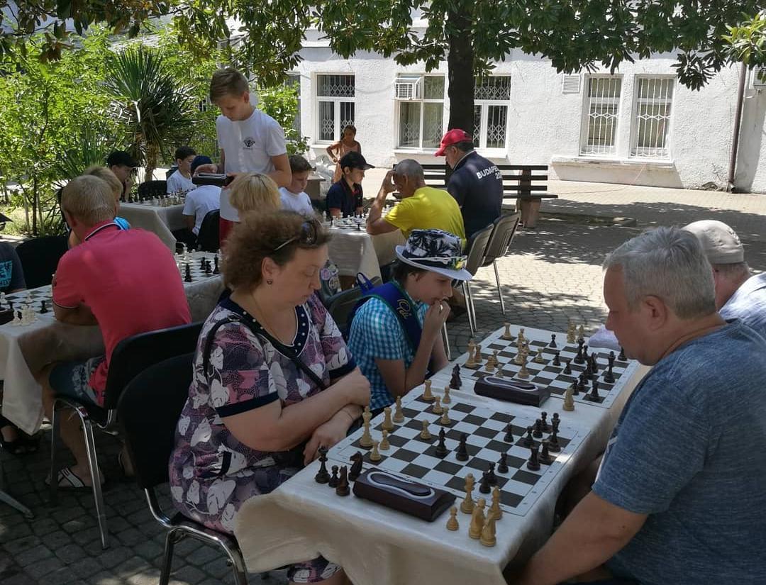 В Туапсе состоялся блиц-турнир по шахматам