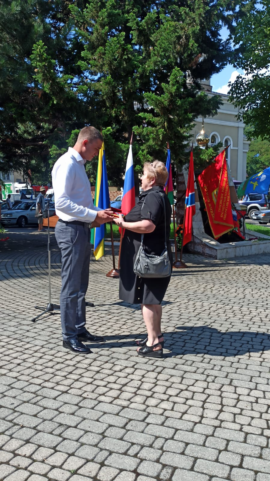 Дню ВДВ России в Туапсе посвятили митинг 