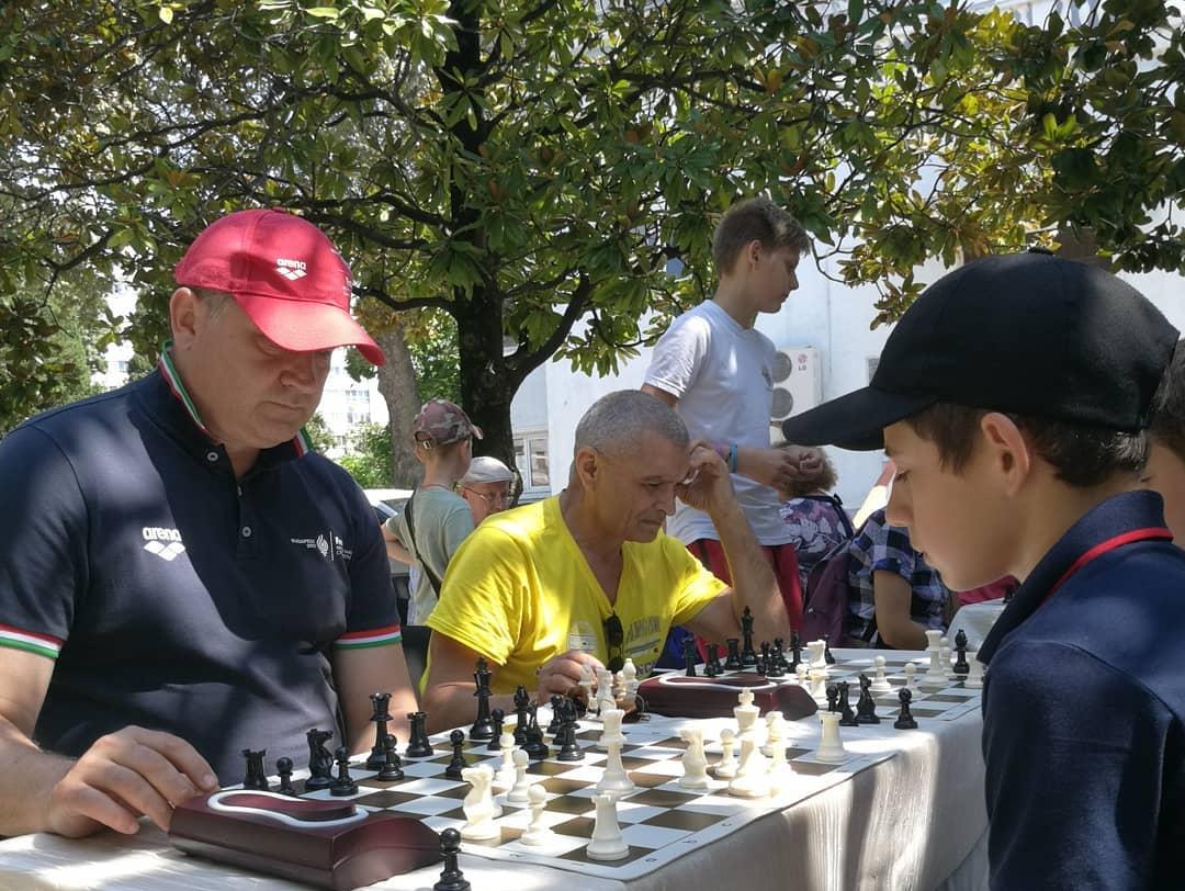 В Туапсе состоялся блиц-турнир по шахматам